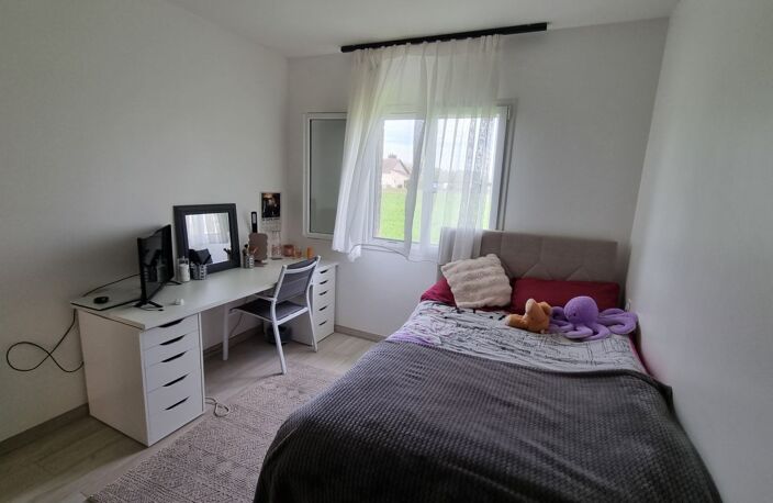 Villa — photo 3