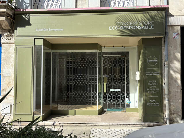 Local commercial - Rochefort — photo du bien