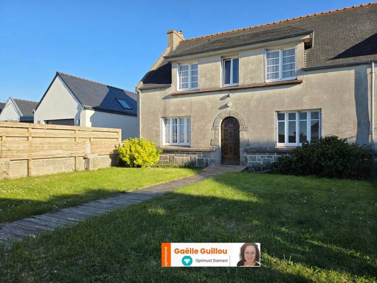 Maison mitoyenne de 8 pièces - 5 chambres - jardin clos - à 150m de la mer — photo 1