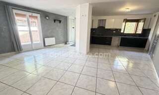 Maison 6 Pièces 135 m² à vendre à Glaine-Montaigut (63160)