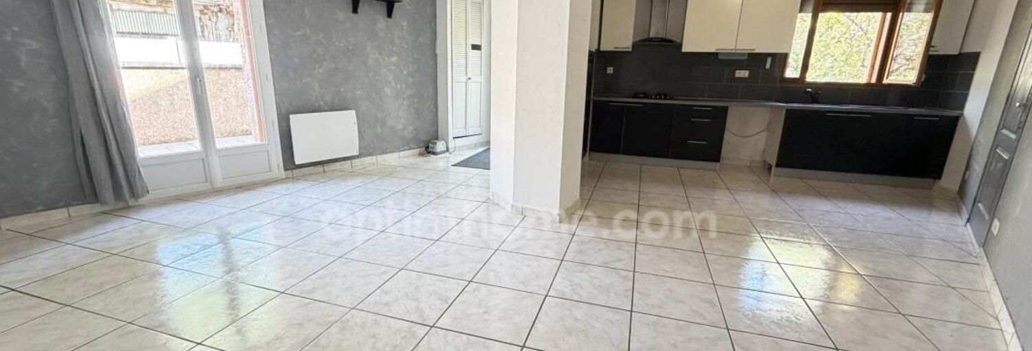 Maison 6 Pièces 135 m² à vendre à Glaine-Montaigut (63160)
