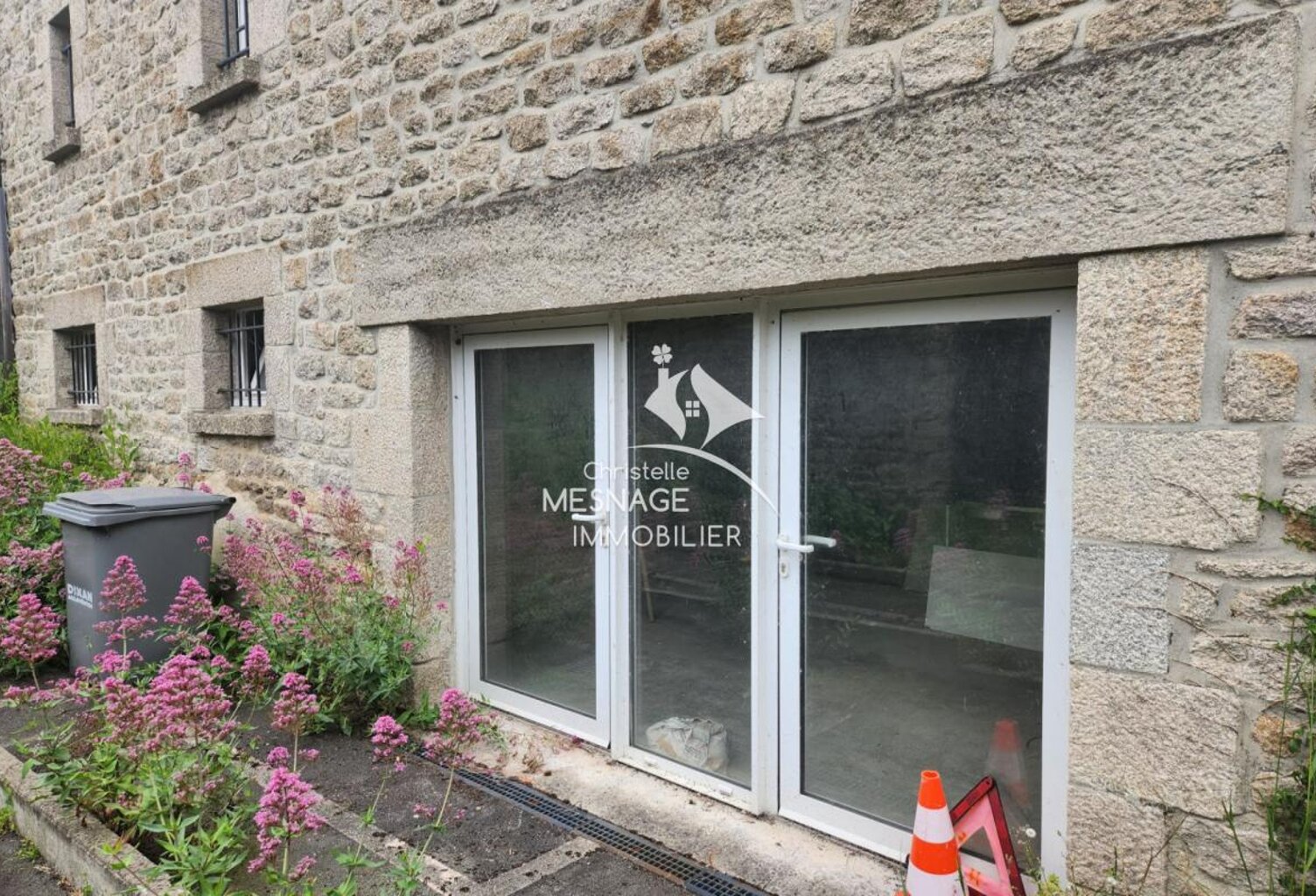 A vendre chez Christelle Mesnage Immobilier. DINAN Centre-vi — photo 1
