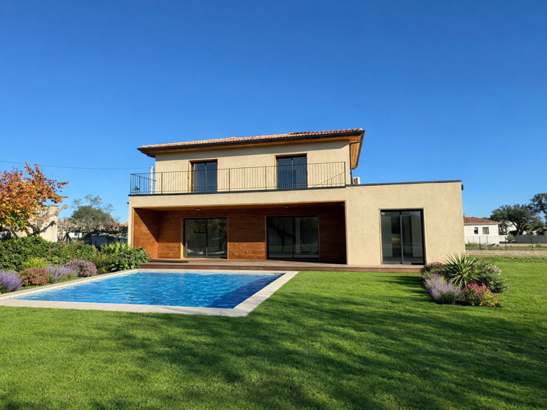 Villa T5 avec piscine et garage Secteur Ghisonaccia — photo 1