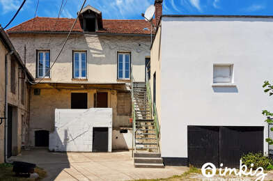 Maison 10 pièces 163000 €