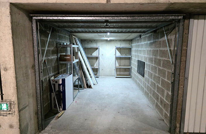 EXCLU - RENNES GARE - GARAGE FERME en sous-sol sécurisé — photo 3