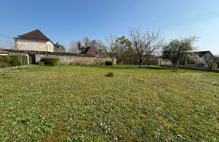Terrain à bâtir - SACY LE GRAND — photo 2