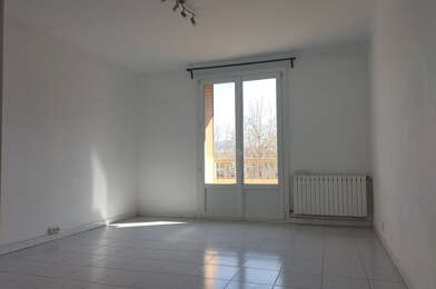 Appartement 3 pièces 800 €