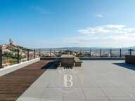 LOCATION VIDE - 13008 - PENTHOUSE VUE MER ET NOTRE-DAME DE LA GA — photo 3