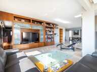 LOCATION VIDE - 13008 - PENTHOUSE VUE MER ET NOTRE-DAME DE LA GA — photo 4