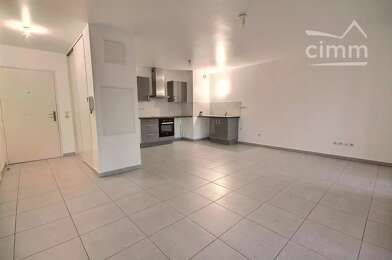 Appartement 2 pièces 901 €