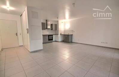 LOCATION POISAT : APPARTEMENT T2 AVEC TERRASSE ET GARAGE — photo du bien