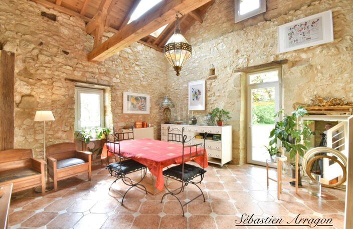 Maison de caractère à vendre 5 pièces  (47) — photo 4