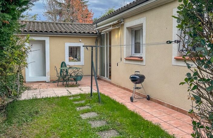 Maison à vendre 5 pièces VILLENEUVE SUR LOT (47) Maison plain-pied de 104 m2 sur terrain de 571m2 clos — photo 2