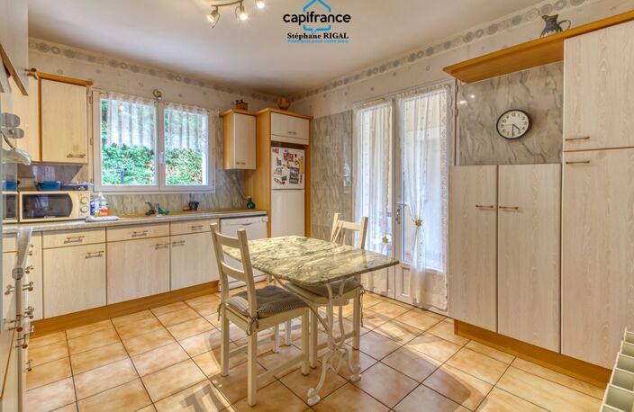 Maison à vendre 5 pièces VILLENEUVE SUR LOT (47) Maison plain-pied de 104 m2 sur terrain de 571m2 clos — photo 4