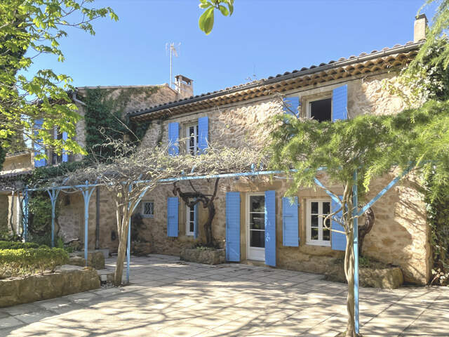 Mas du XIXème à vendre 10 pièces JOUQUES (13) — photo du bien
