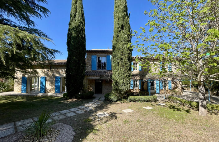 Mas du XIXème à vendre 10 pièces JOUQUES (13) — photo 3