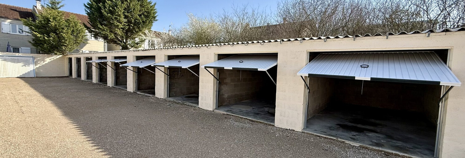 Garage  1890 m² à vendre à Vitry-le-François (51300)