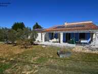 Propriété de plain-pied à vendre 5 pièces POURRIERES (83) 2725m² de terrain et SPA — photo 2
