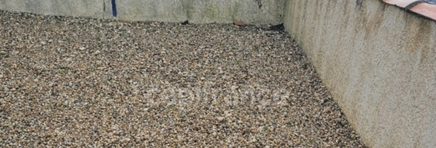 Garage  8 m² à vendre à Royan (17200)