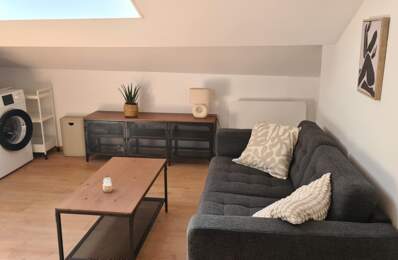 A LOUER A DIGNE-LES-BAINS (04) CHARMANT APPARTEMENT T2 MEUBLE RENOVE — photo du bien