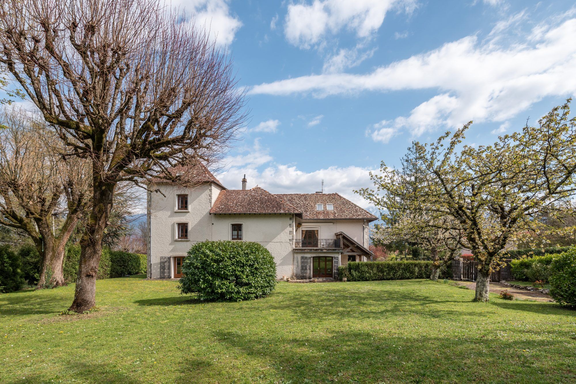 Villa / Maison  T9 à vendre Montbonnot-Saint-Martin 38330