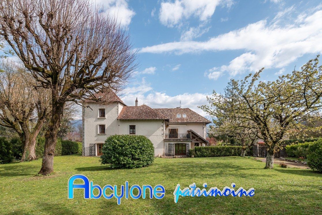 Villa / Maison  T9 à vendre Montbonnot-Saint-Martin 38330