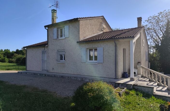 Maison à vendre 4 pièces LA COURONNE (16) — photo 2