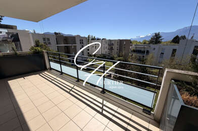 Appartement 4 pièces 1299 €