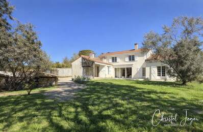 Maison à vendre 8 pièces proche de LA ROCHELLE (17) — photo du bien