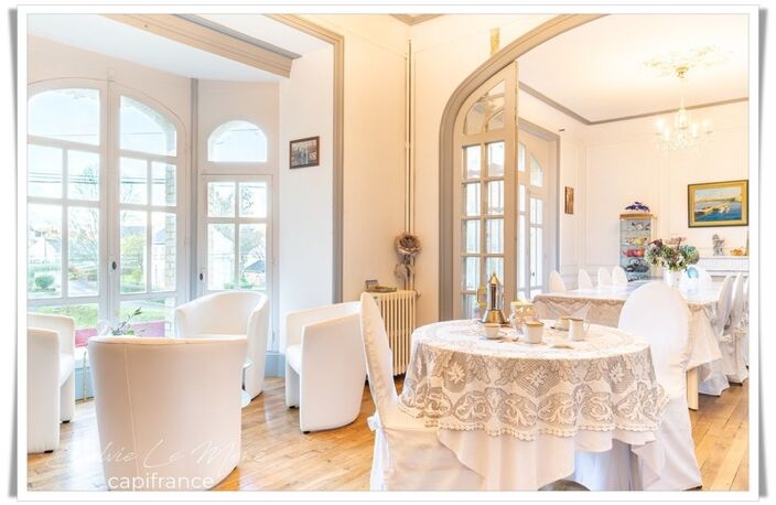 Dpt Morbihan (56), à vendre ROHAN propriete P17 de 338 m² - Terrain de 31 655 m² — photo 3