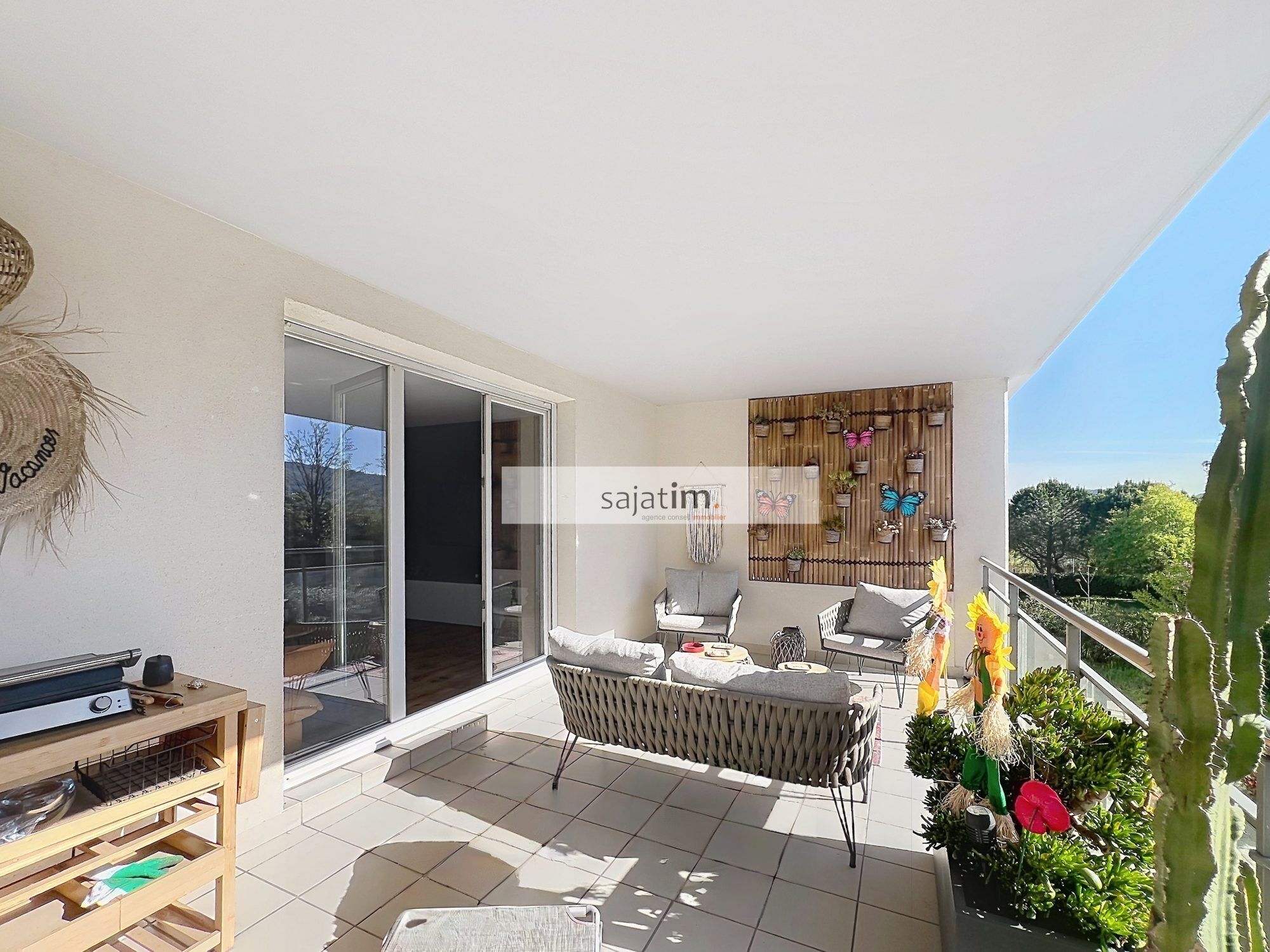 Agence immobilière de Sajatim