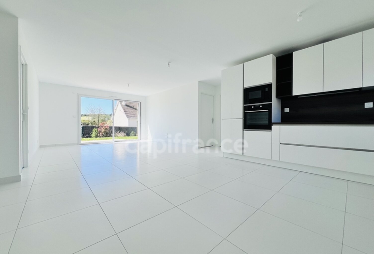 PLAIN PIED NEUF AVEC 3 CHAMBRES GARAGE ET JARDIN CLÉ EN MAIN — photo 1
