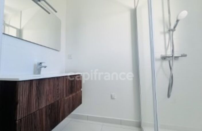 PLAIN PIED NEUF AVEC 3 CHAMBRES GARAGE ET JARDIN CLÉ EN MAIN — photo 3