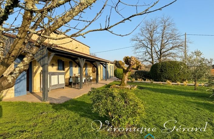 Maison de 134 m² de plain-pied, en pierre, sur plus de 5880 m² — photo 2