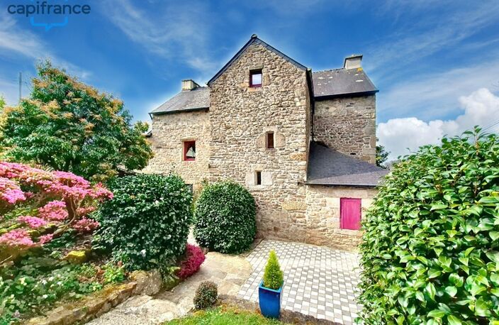✨Demeure en pierre du XVIIe – un bien de caractère rare à Brest — photo 2