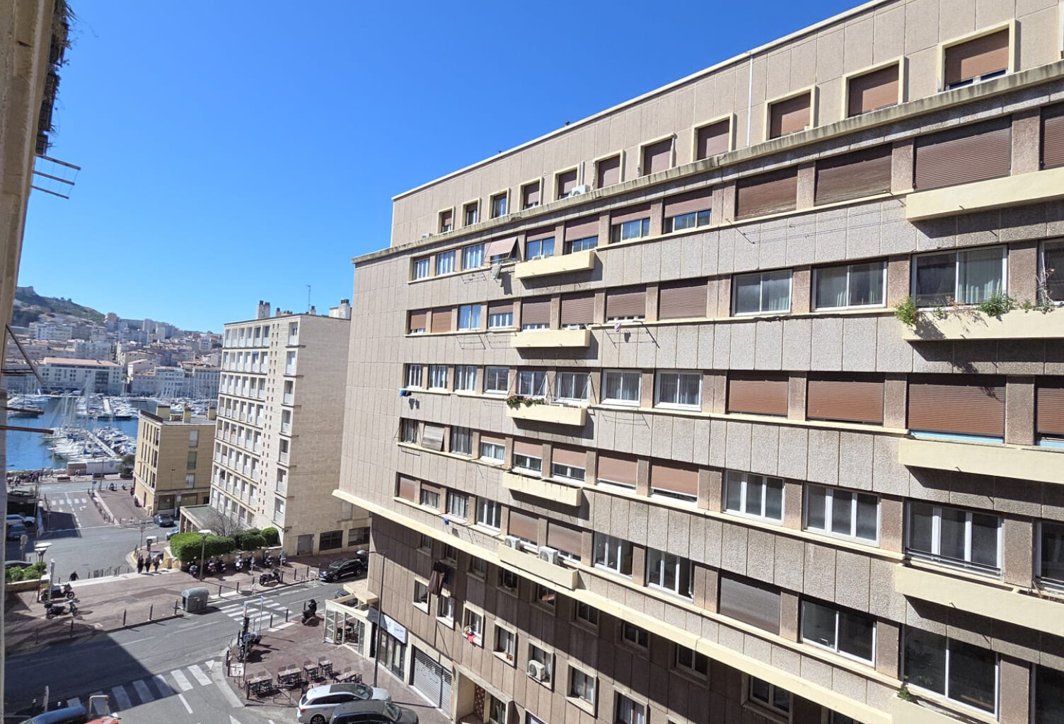 Grand appartement à acheter à Marseille 2 — photo 1