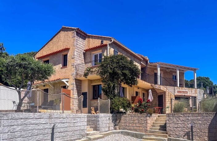 Propriano  Sud Corse, propriété exclusive de 265 m2, piscine et vue mer — photo 2