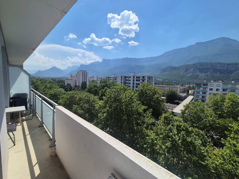 NOUVEAUTÉ LE PONT-DE-CLAIX – VENDU LIBRE DE TOUTE OCCUPATION T4 Traversant – Vue Montagnes – Étage Élevé – Marre des vis-à-vis - Pas d'encadrement des loyers — photo 1