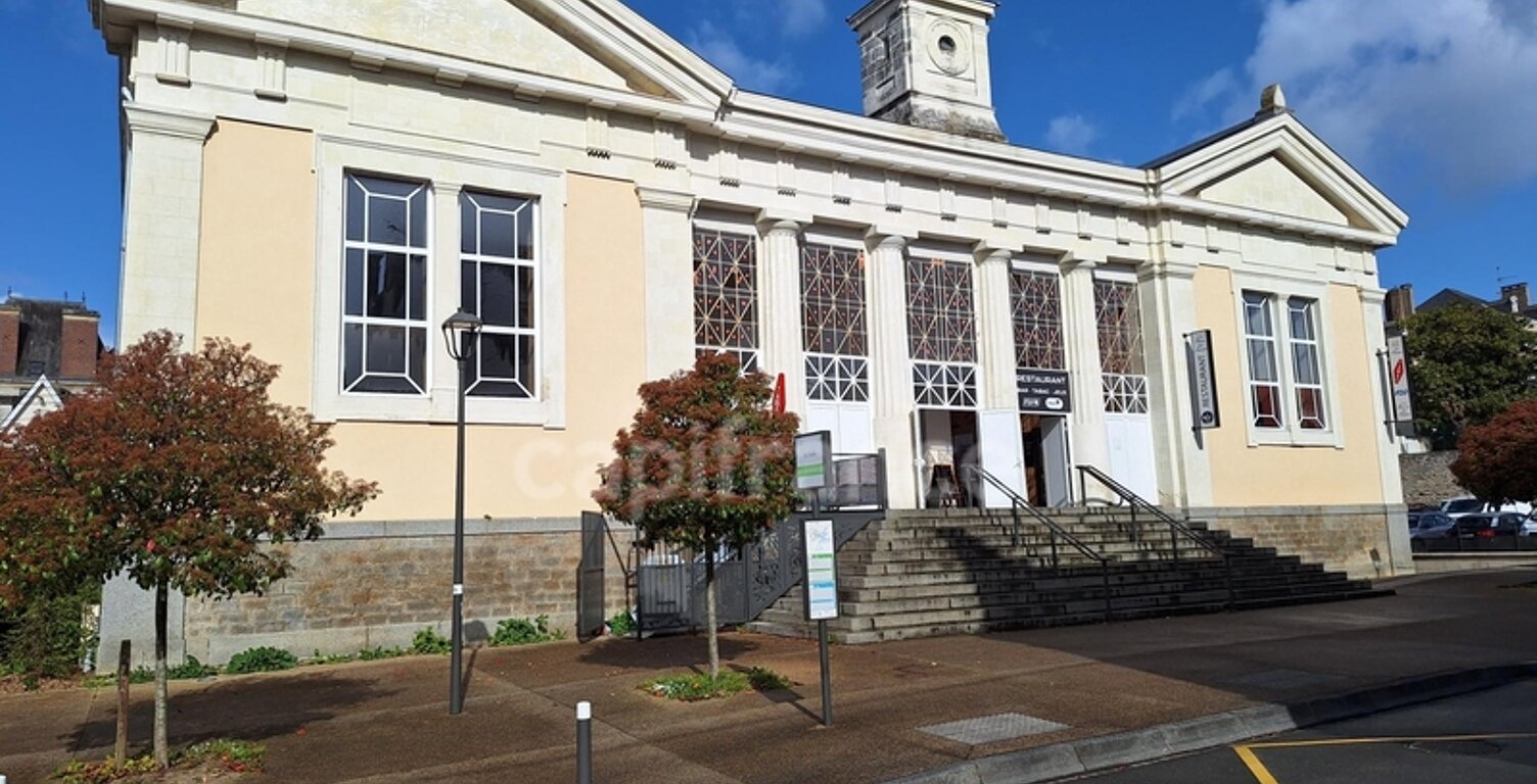 Immeuble à vendre MAYENNE (53) — photo 1