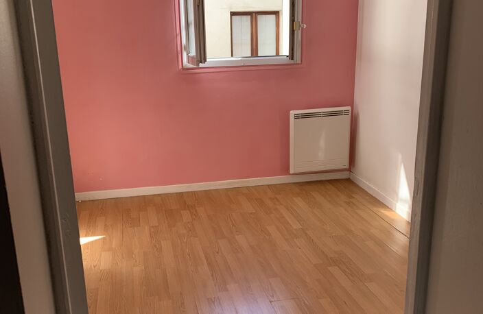appartement 2 pièces avec cave — photo 2