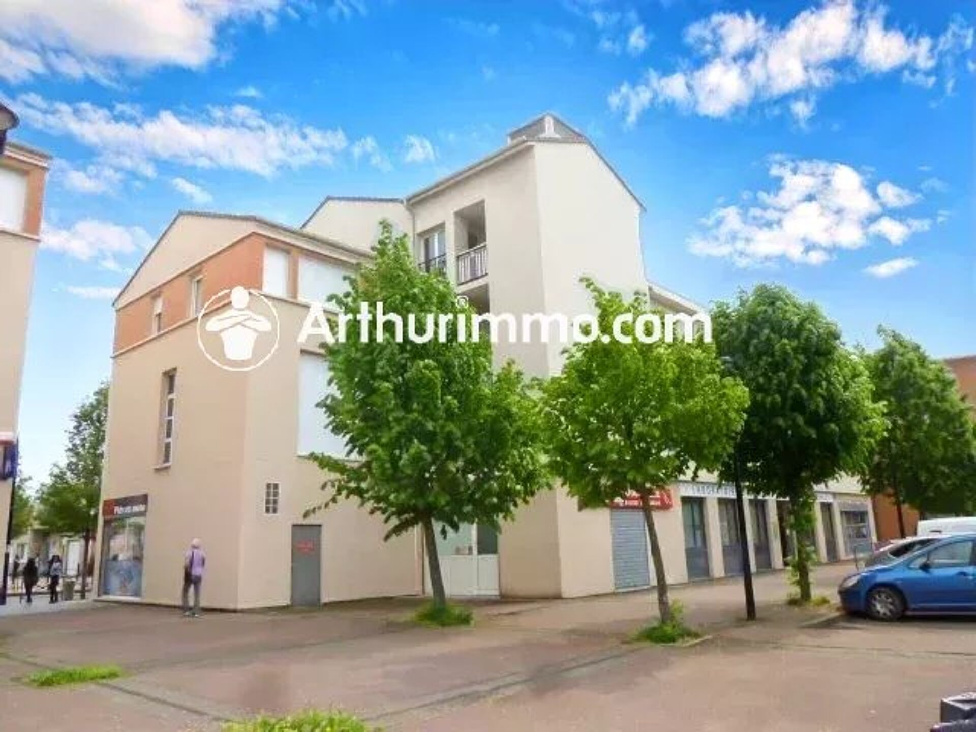 Appartement 2 pièces 53 m² · à Saint-Pierre-du-Perray · 53 m² · 155 000 €