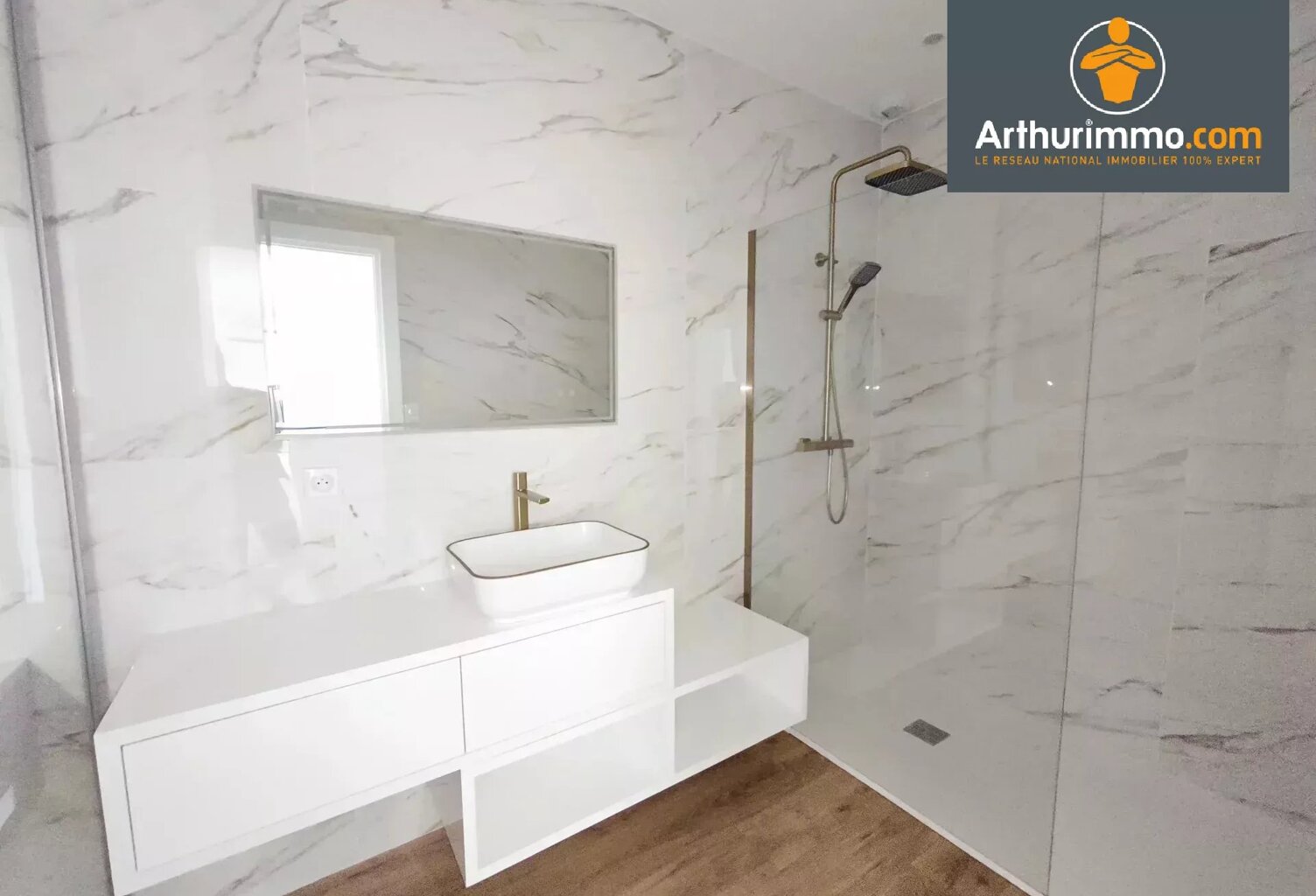 Appartement T3 de 71 m² avec loggia de 10 m² - Lot A03 — photo 1