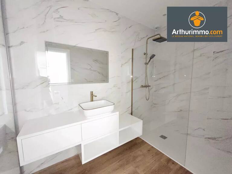 Appartement T3 de 71 m² avec loggia de 10 m² - Lot A03 — photo 1