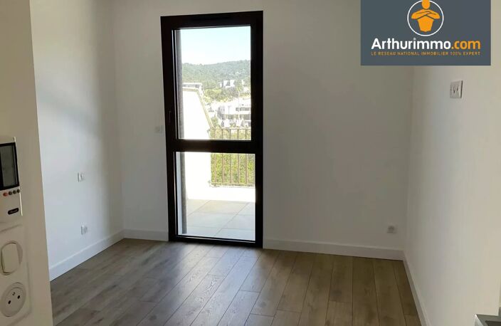 Appartement T3 de 71 m² avec loggia de 10 m² - Lot A03 — photo 3