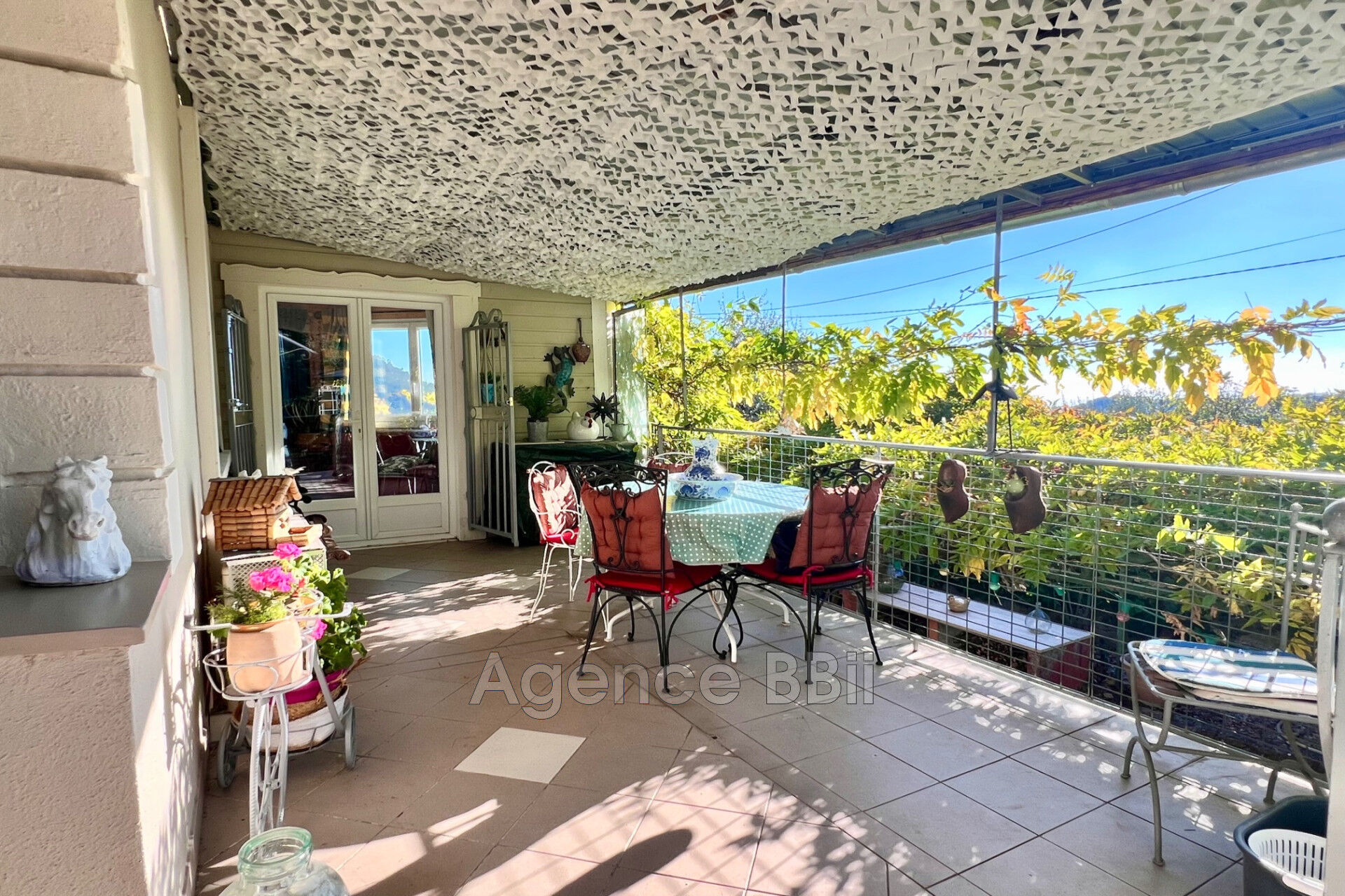 Villa / Maison  T7 à vendre Saint-André-de-la-Roche 06730