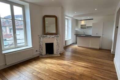 Appartement 3 pièces 720 €