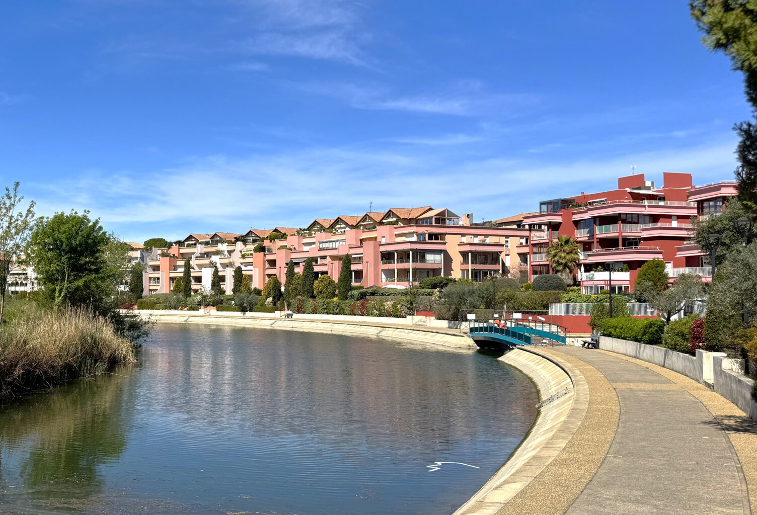 LATTES - Port Ariane T4 avec Pk vue sur la vasque! — photo 1