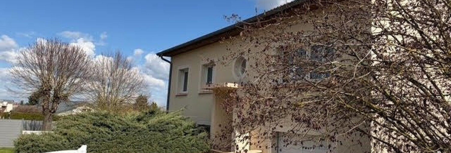 Maison 6 Pièces 128 m² à vendre à Charmes (88130)