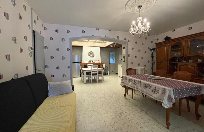 Maison familiale soignée  100 m²   3 chambres  Jardin  Secteur calme — photo 2