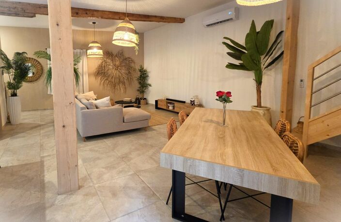 Maison de ville t5  de 151m² avec cour, entièrement rénovée — photo 3